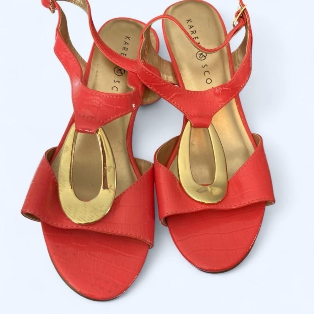 Karen Scott Coral Patent Leather Sandals with Gold Accents 7